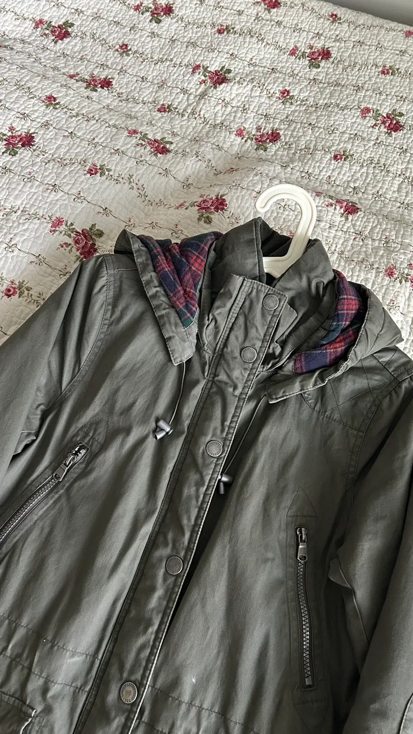 Olive Green Wind River Jacket, Size S thumbnail