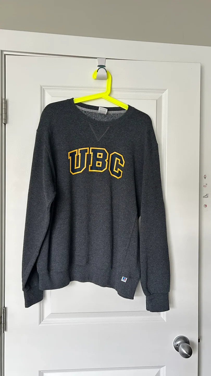 UBC Athletic Sweatshirt - Size M image indicator(2)