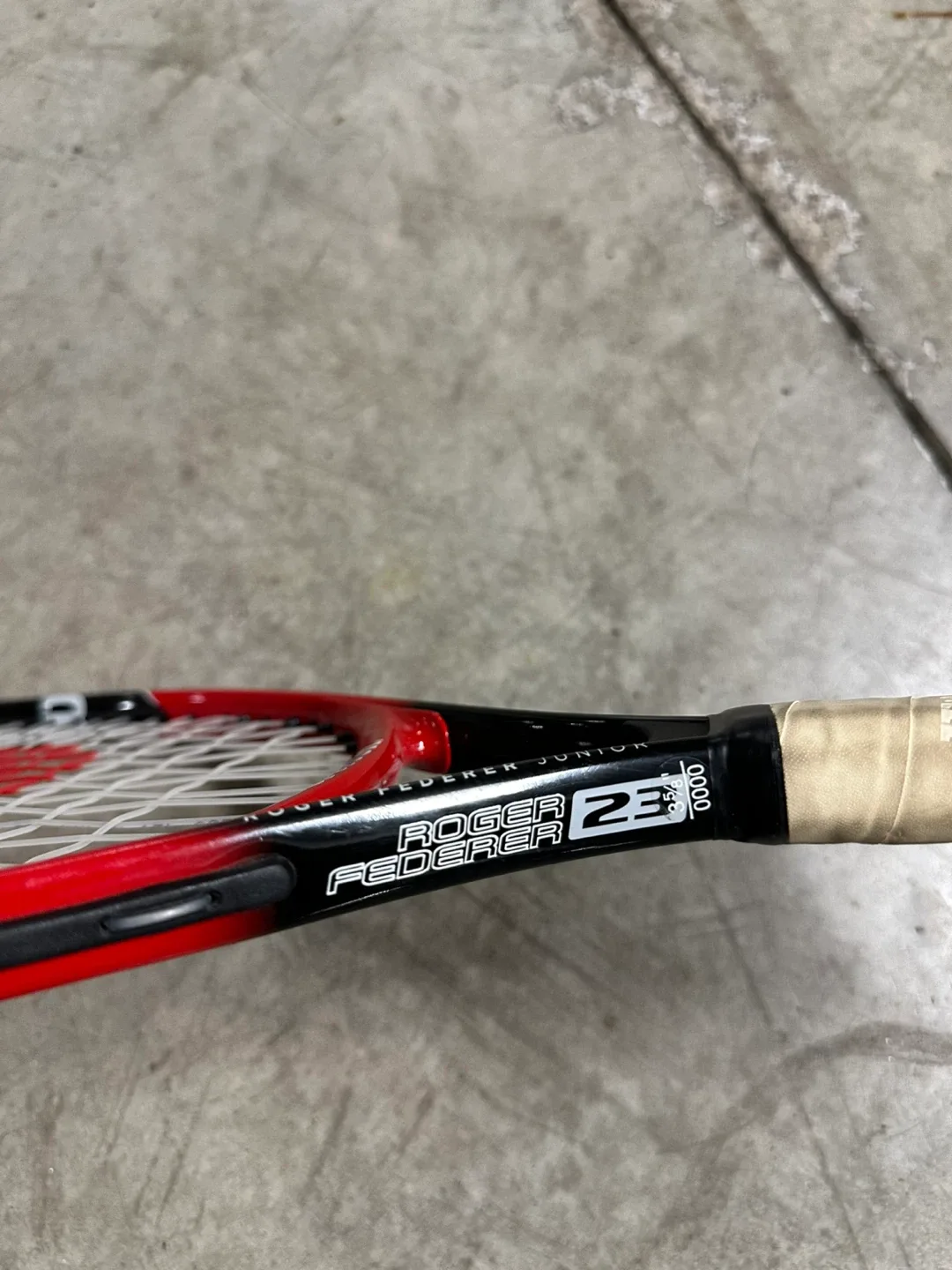 Wilson Roger Federer Junior 23 Tennis Racquet image indicator(3)