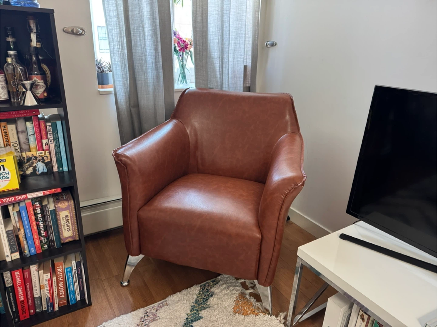 Brown Quinby Armchair - photo 4