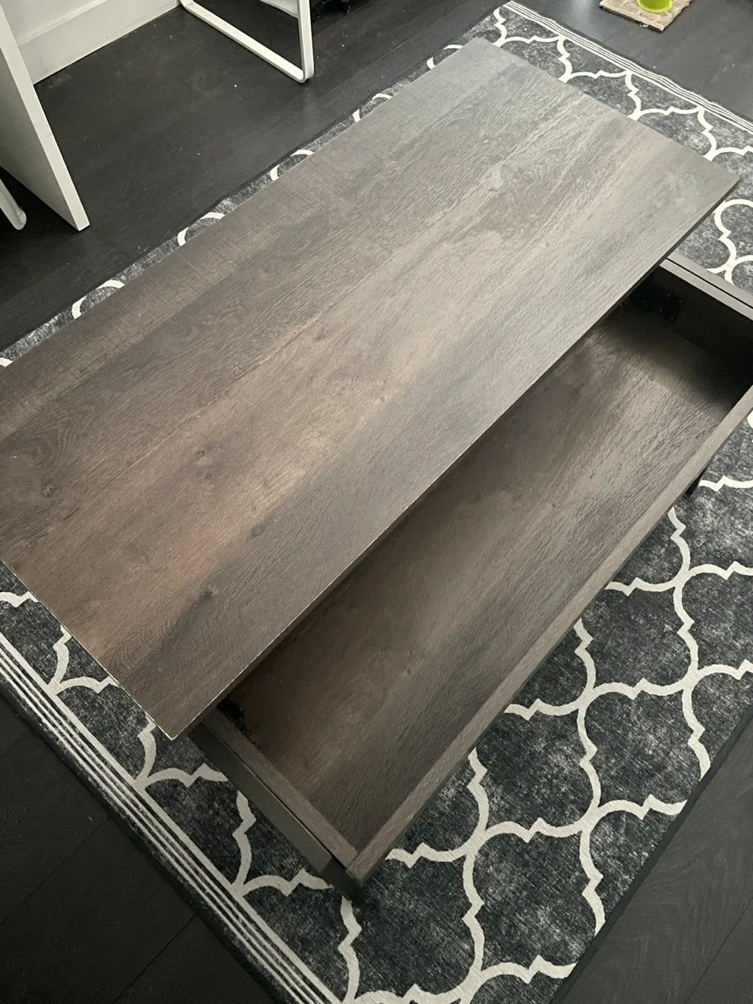 Dark Wood Coffee Table with Storage and Lift-Top image indicator(4)