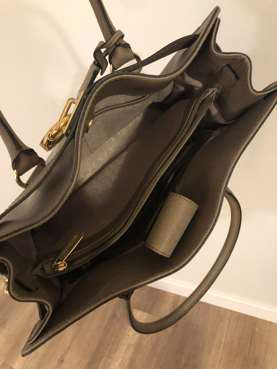 Michael Kors Satchel Bag - Taupe - photo 3
