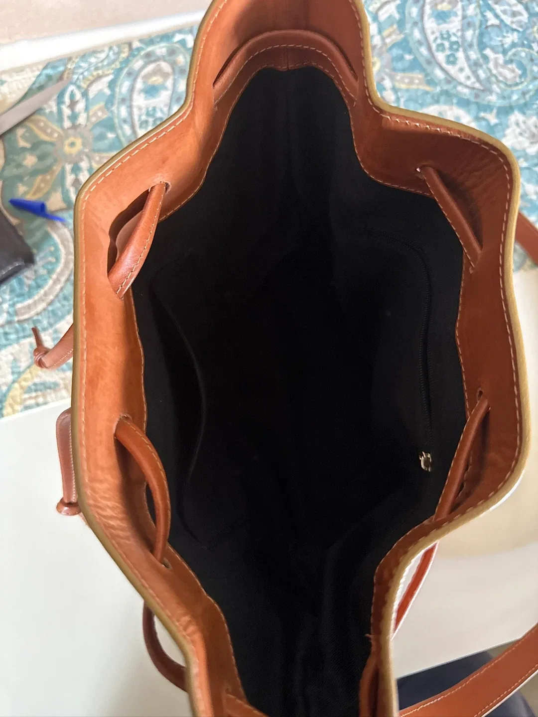 Sézane Brown Leather Bucket Bag image indicator(3)