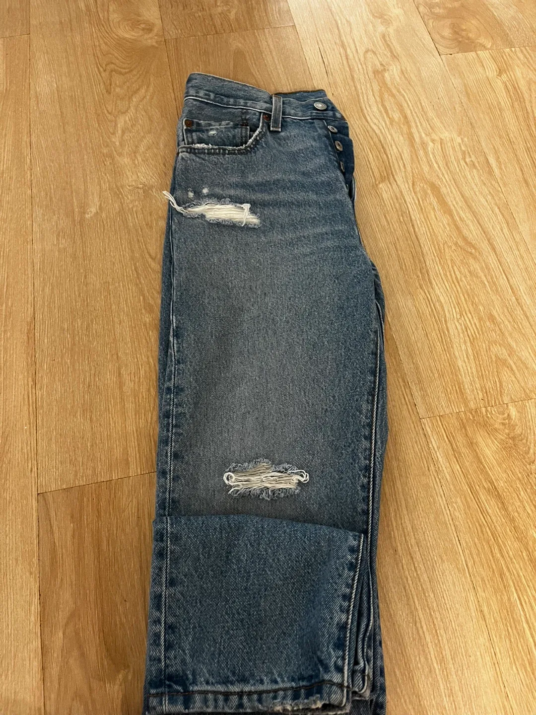 Levi's 501 Ripped Denim Jeans thumbnail