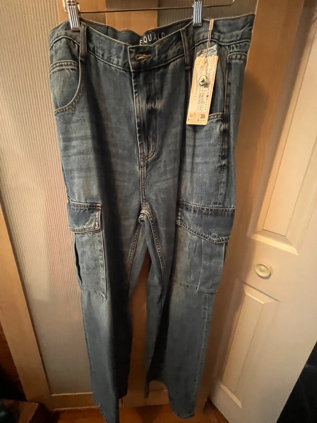 Jeans- EQUALO Cargo,size 12, NEW with tags - photo 3