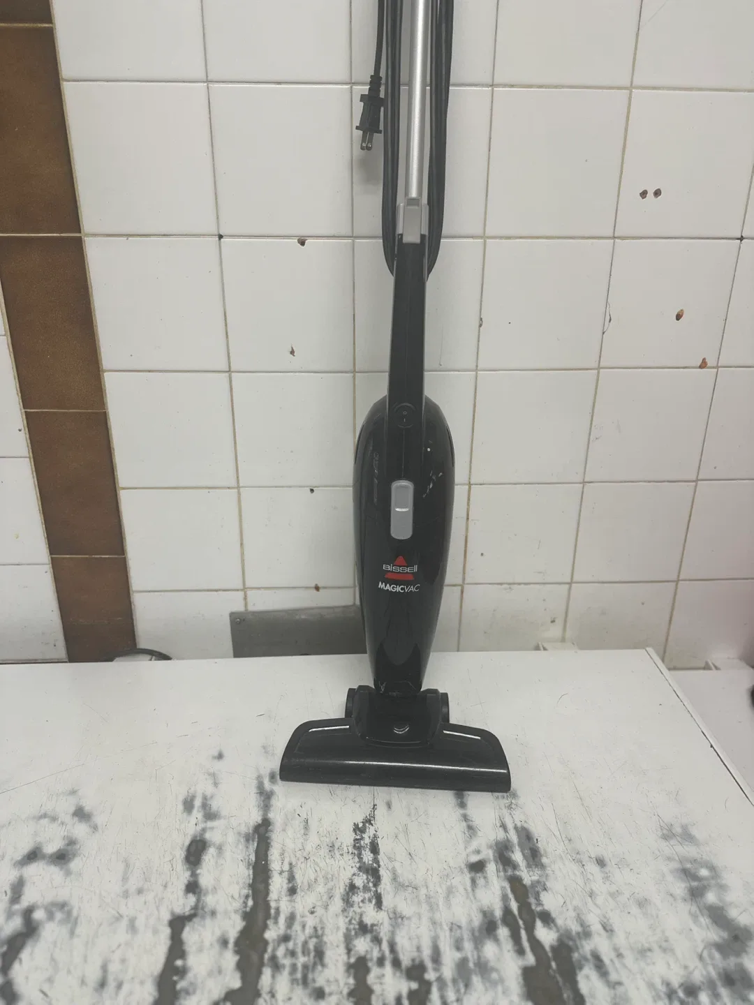 Bissell Magic Vac Stick Vacuum - Black thumbnail