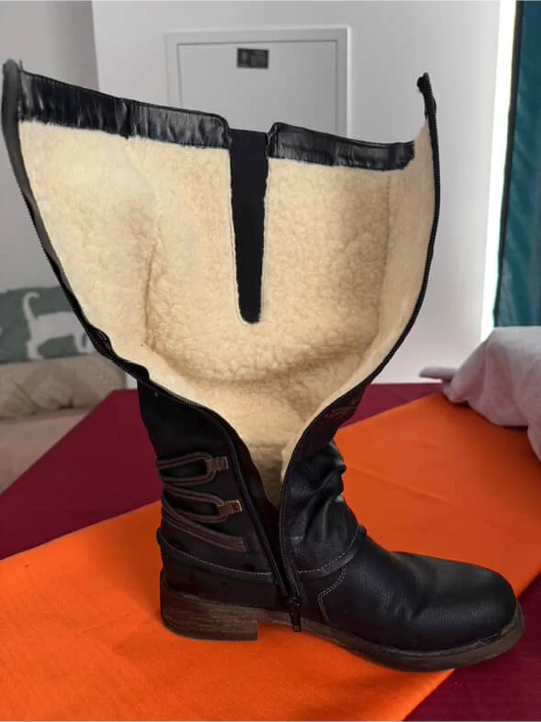 Black Winter Boots image indicator(5)