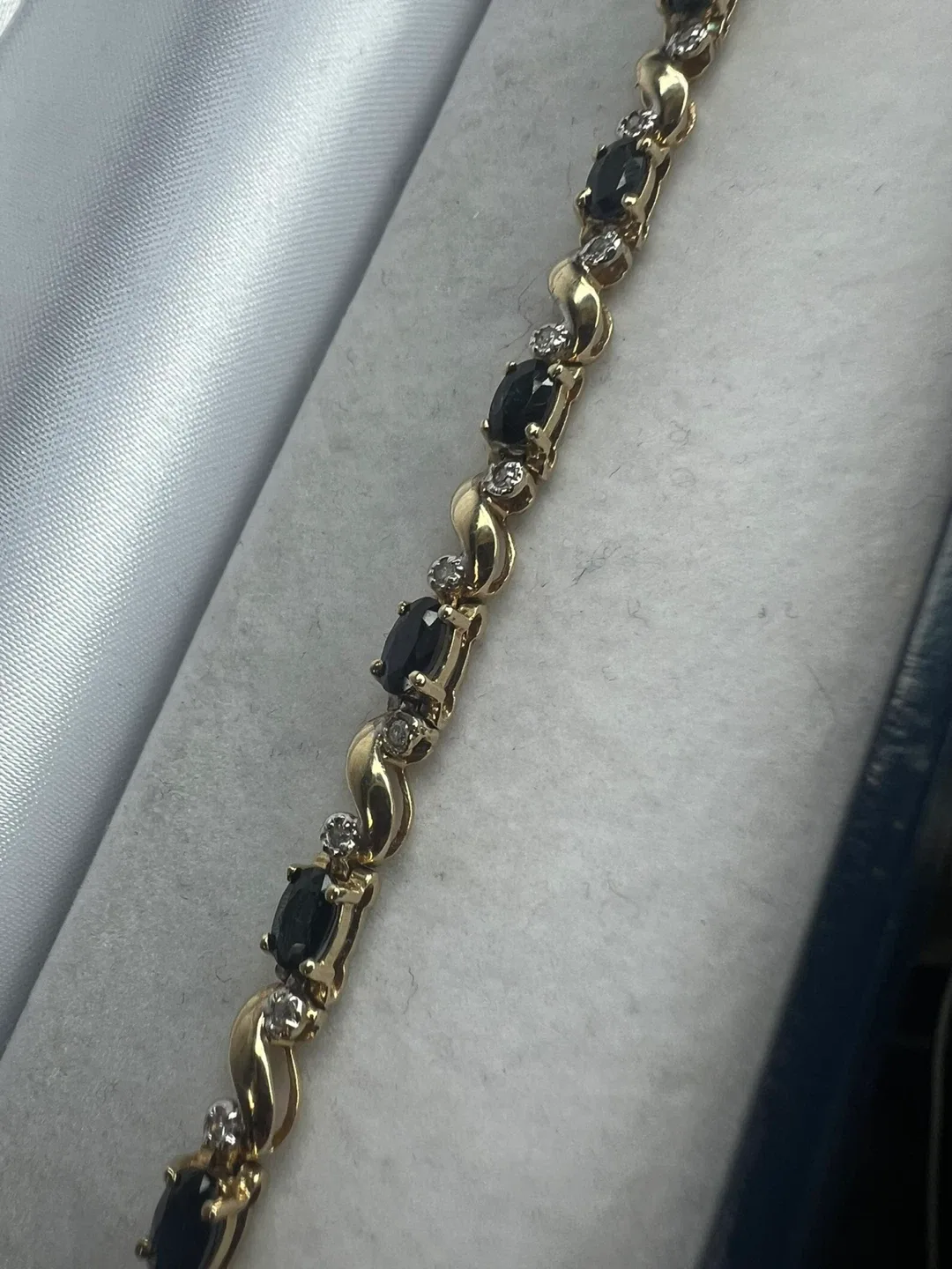 10 k sapphires and diamonds bracelet thumbnail