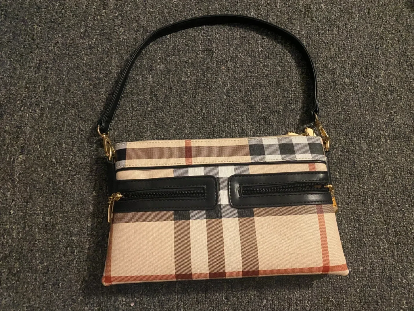 Checkered Shoulder Bag thumbnail