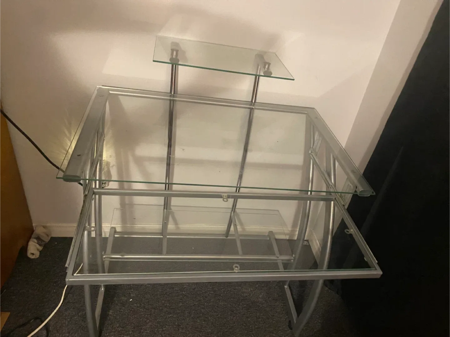 Glass Computer Desk image indicator(2)