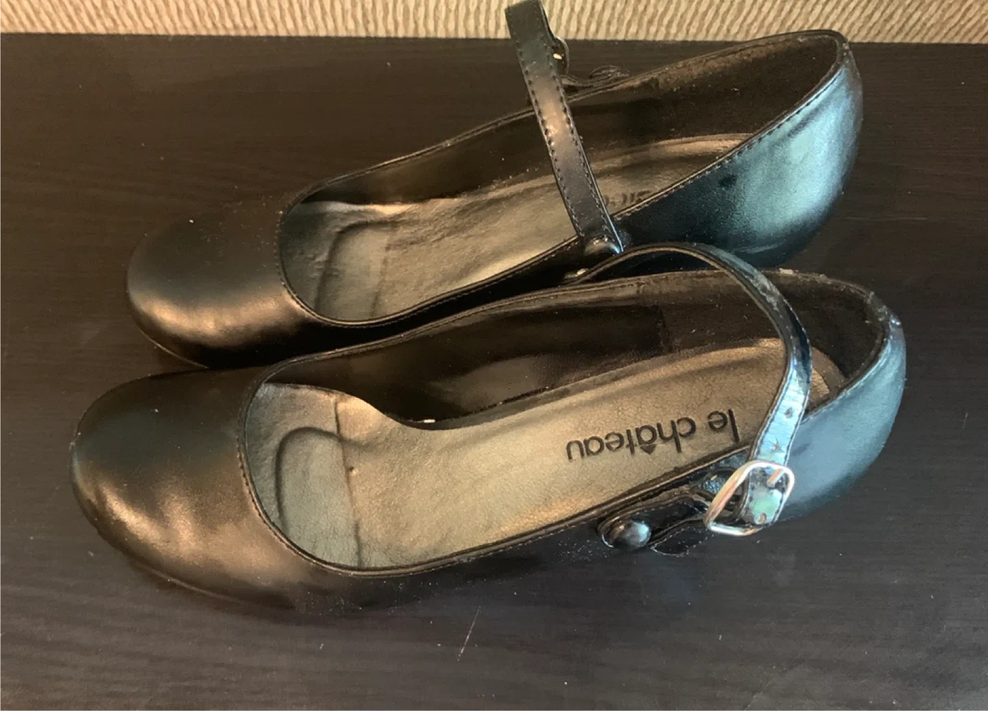 Le Chateau Black Mary Jane Heels image indicator(2)