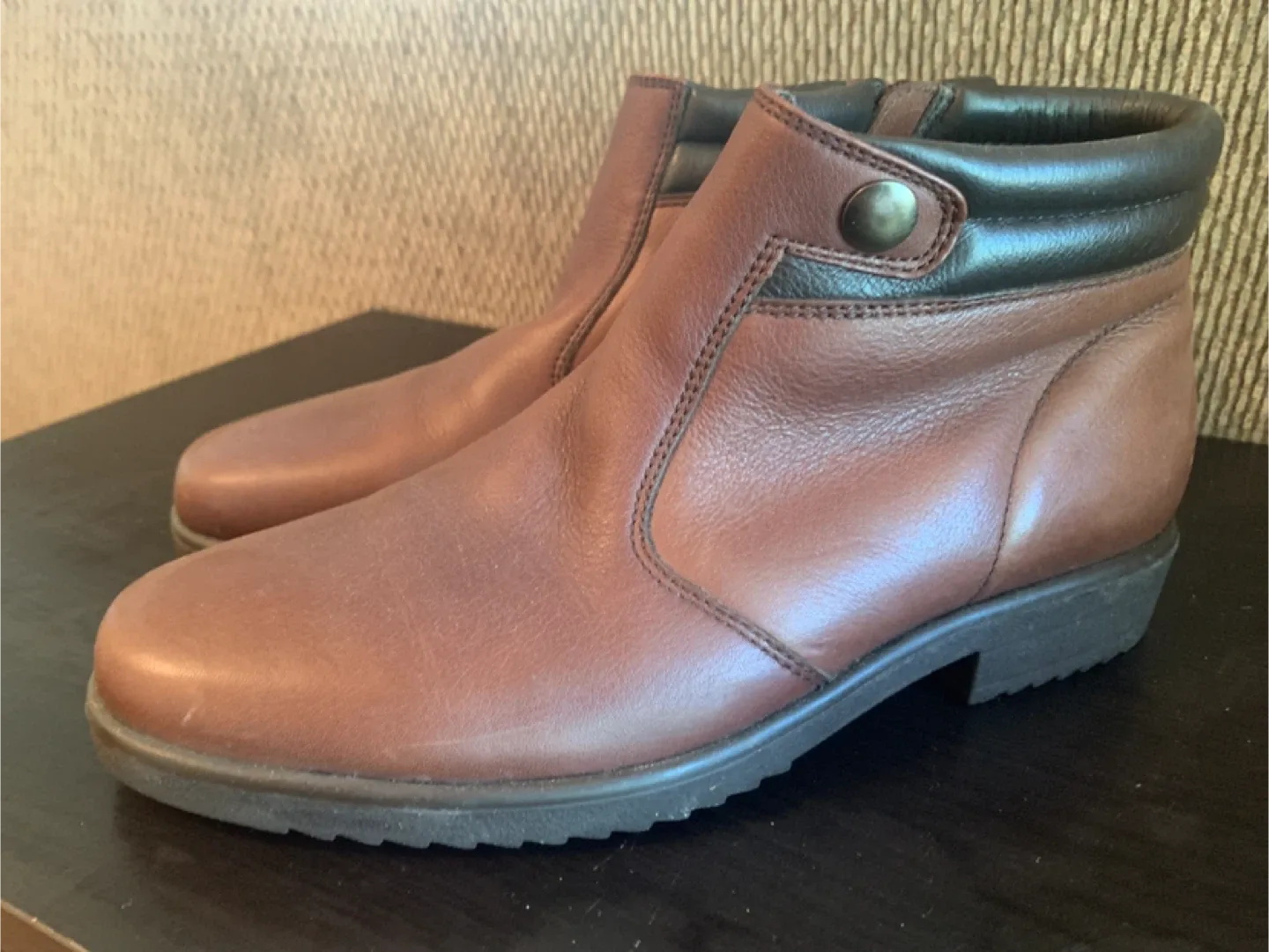 Bos & Co Brown Leather Ankle Boots image indicator(2)