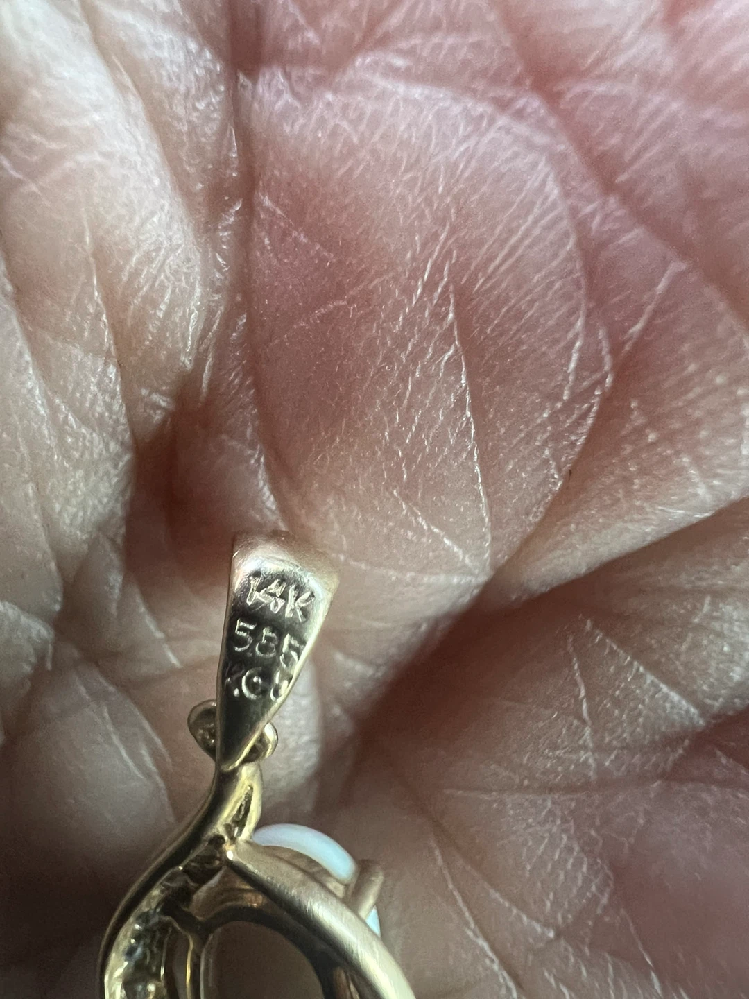 14 k Opal Pendant with diamonds - photo 3