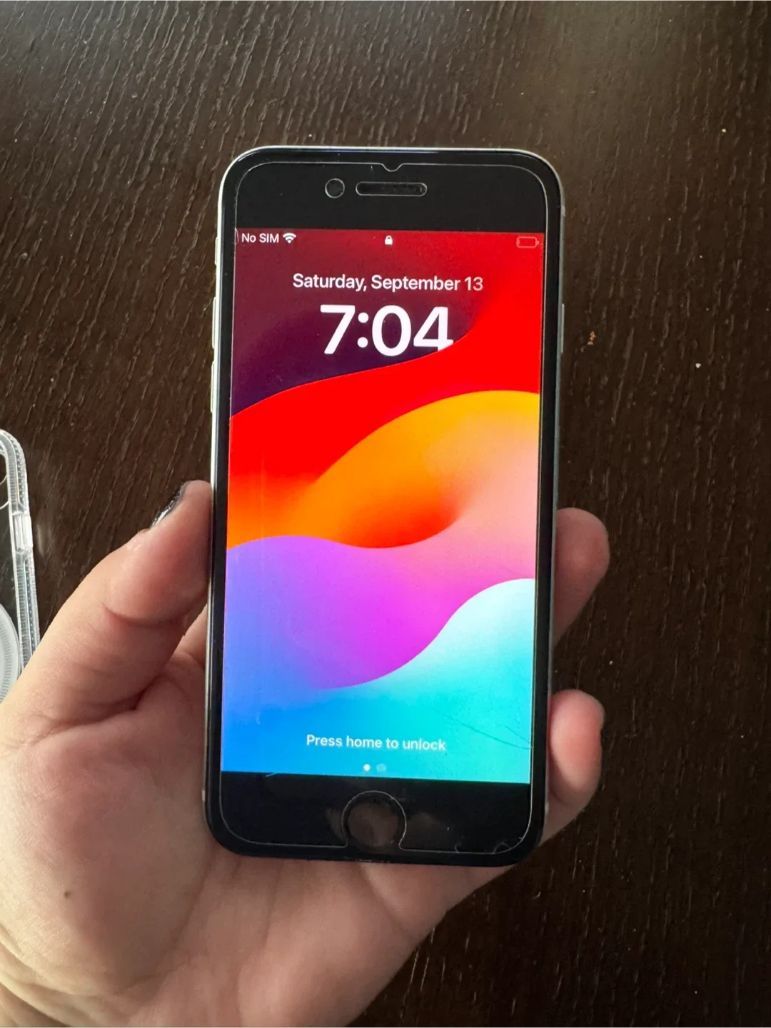 iPhone SE - 2nd Generation - 64GB - White image indicator(3)