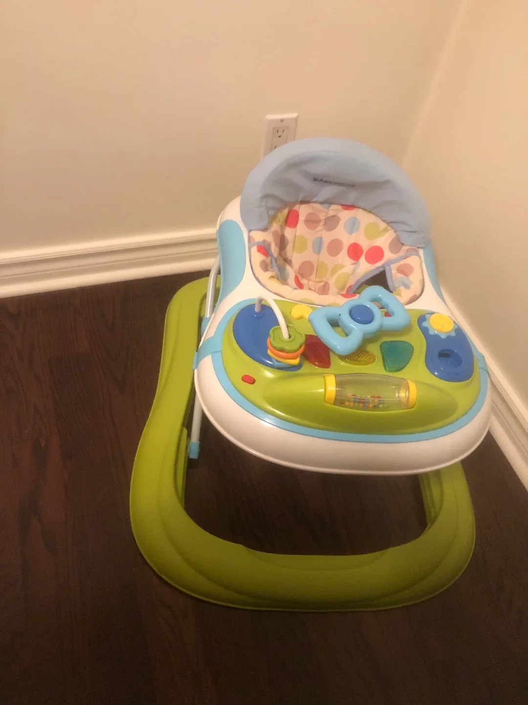 Baby Trend Walker - Good Condition image indicator(5)