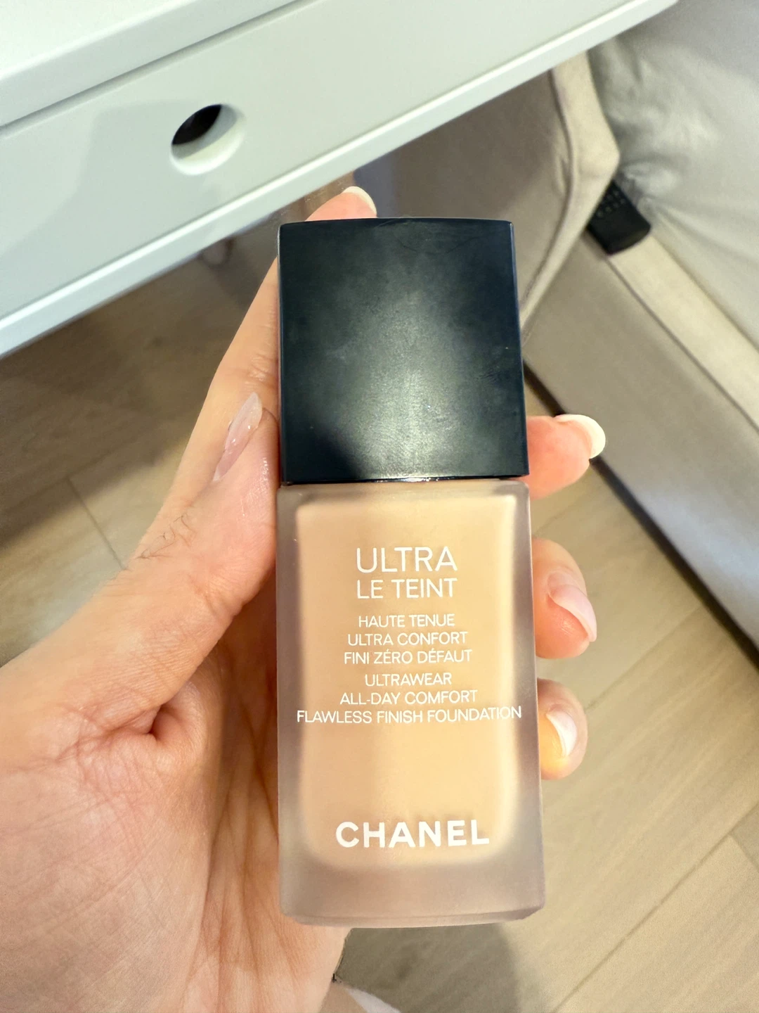 Chanel Ultra Le Teint Flawless Finish Foundation