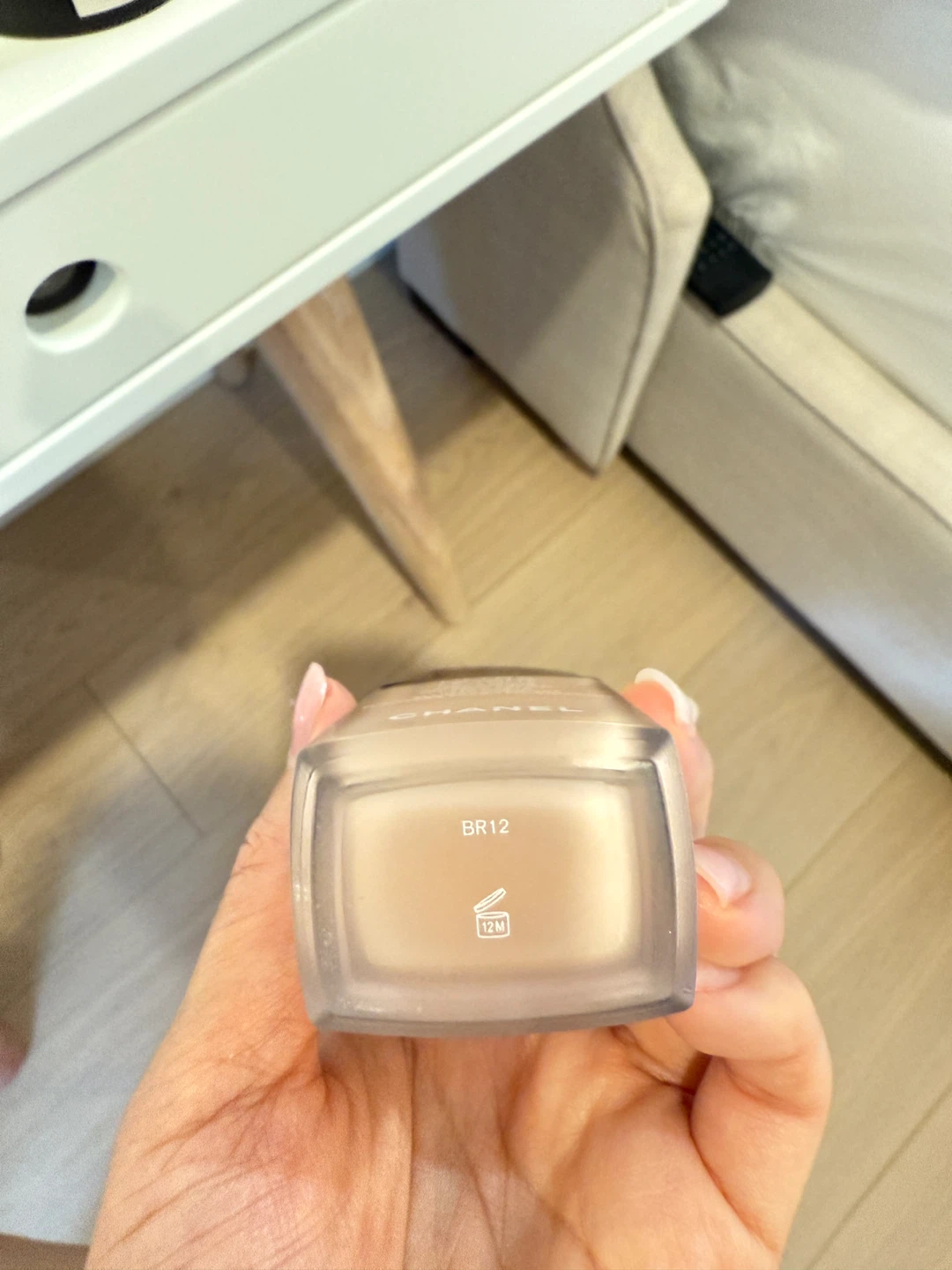Chanel Ultra Le Teint Flawless Finish Foundation - photo 2