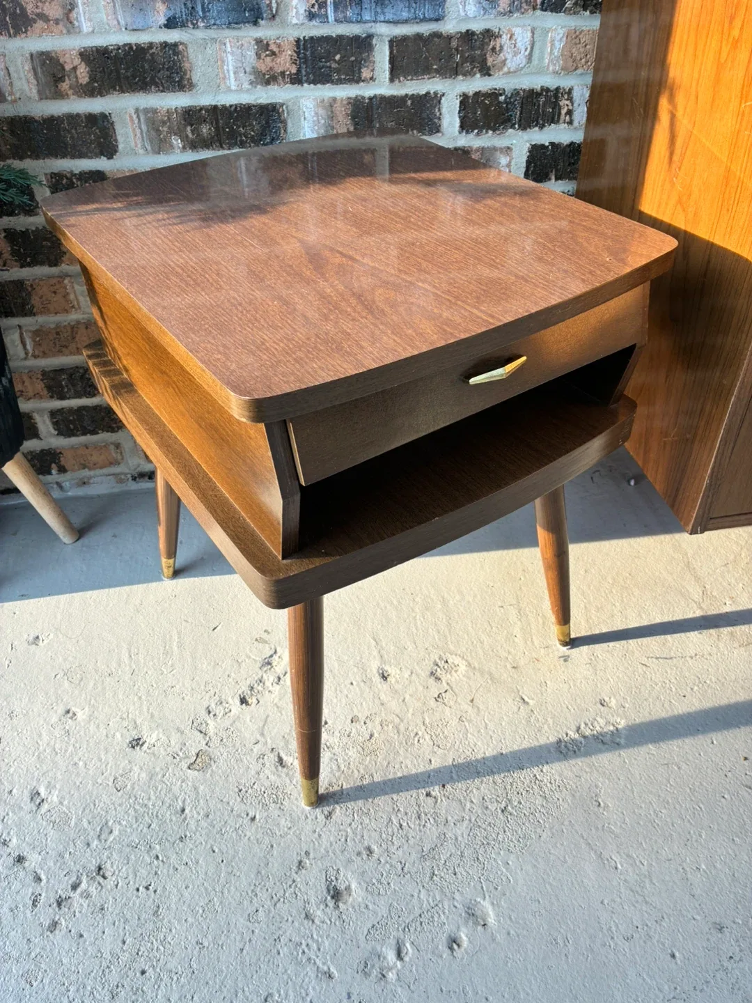 Mid-Century Modern Dresser & free Nightstand Set image indicator(4)