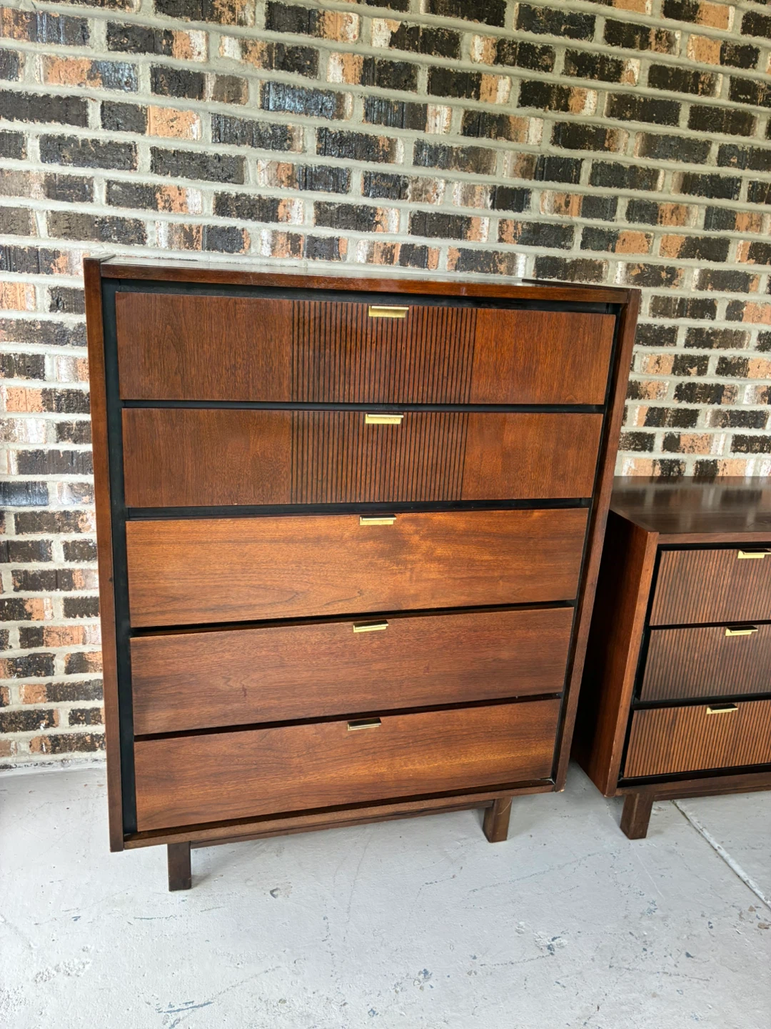 Mid Century Modern Bedroom Set 4 pcs - photo 4