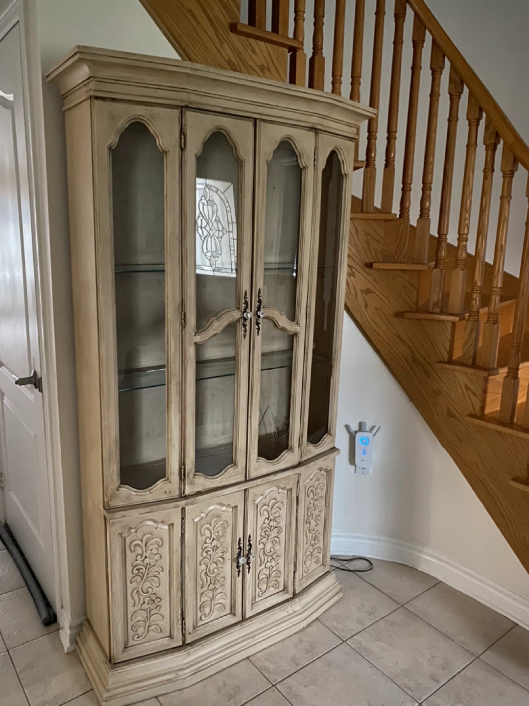 Display Cabinet with Glass Doors - photo 4