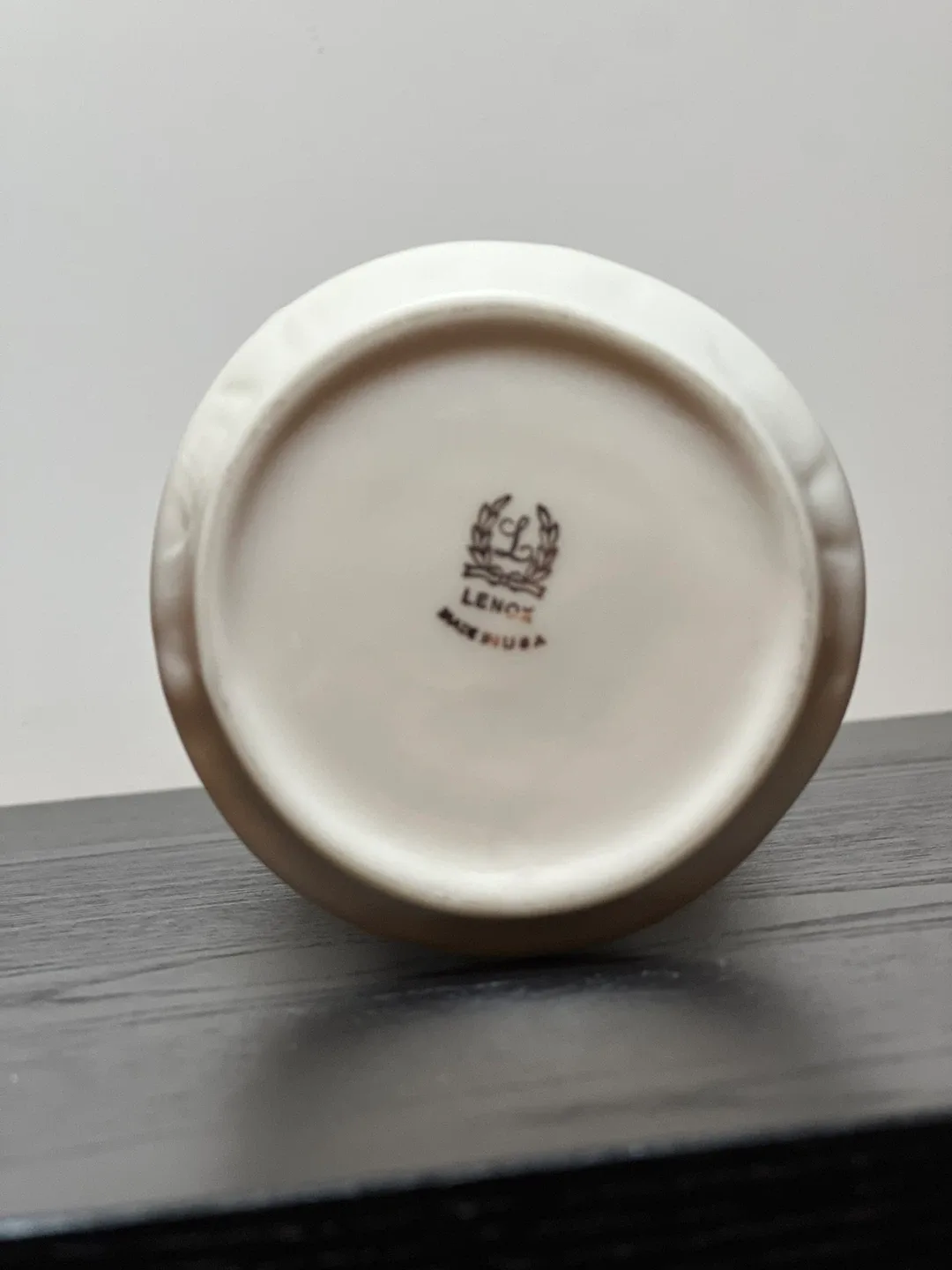 Lenox Woodland Collection 8 1/2” Vase Oak Leaf Pattern image indicator(5)