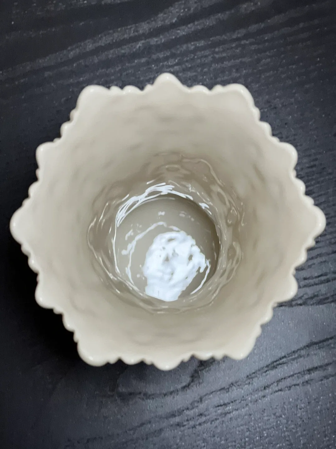 Lenox Woodland Collection 8 1/2” Vase Oak Leaf Pattern image indicator(3)