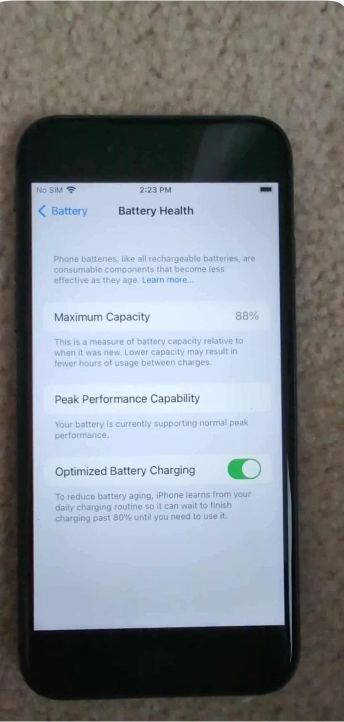 iPhone 8 - Black image indicator(3)