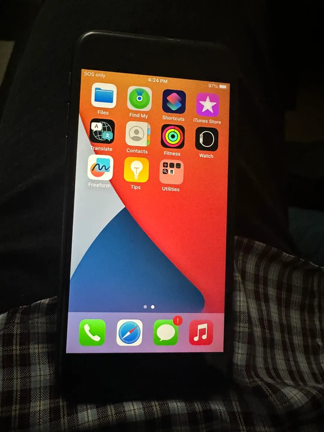 iPhone 8 - Black thumbnail