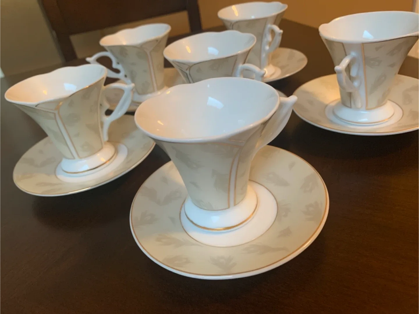 Vintage Tea Cup  Set image indicator(3)