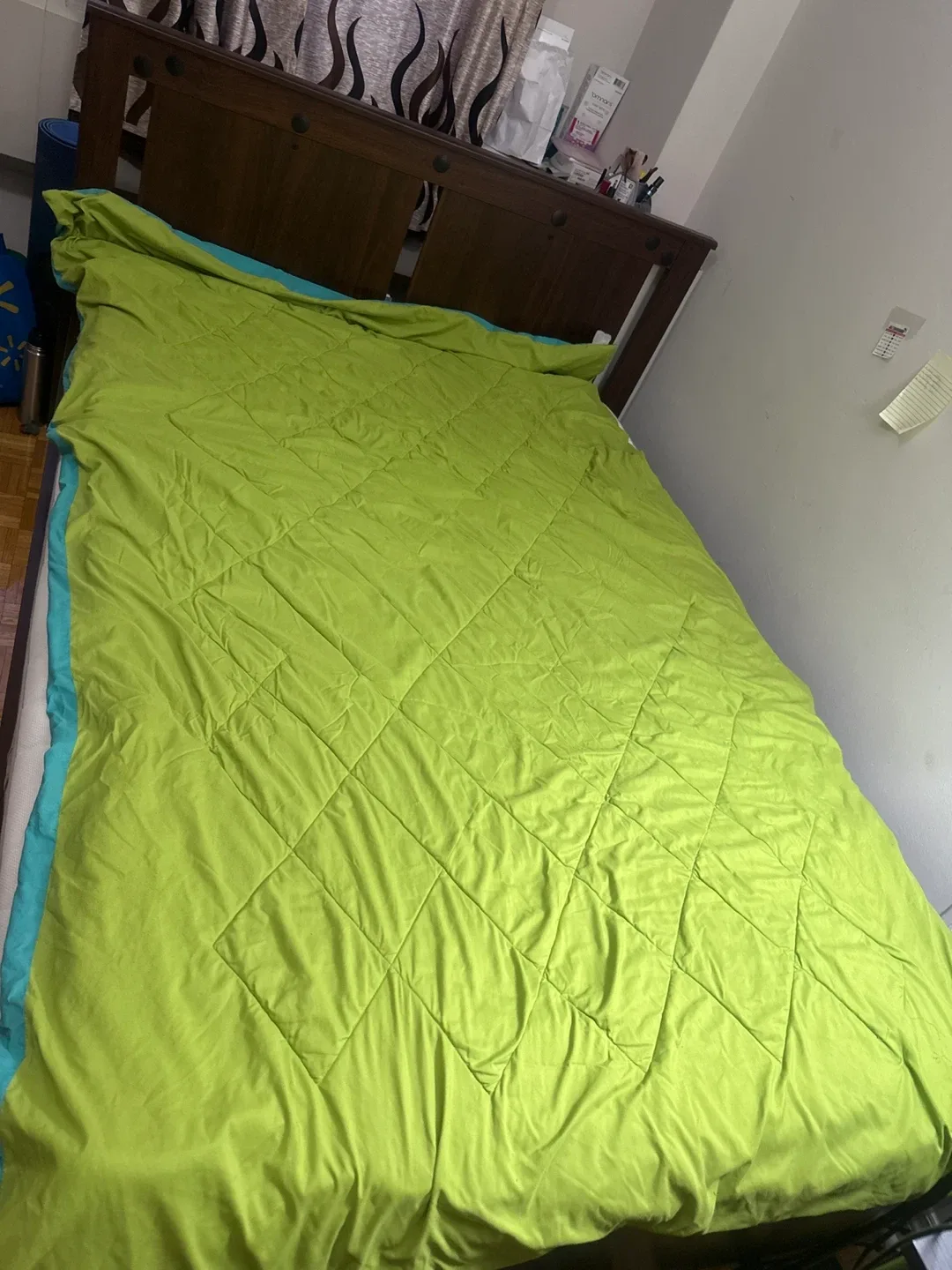 Teal & Lime Green Quilted Blanket thumbnail
