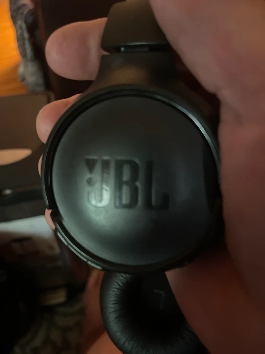 Vintage Jbl blue tooth headphones image indicator(2)
