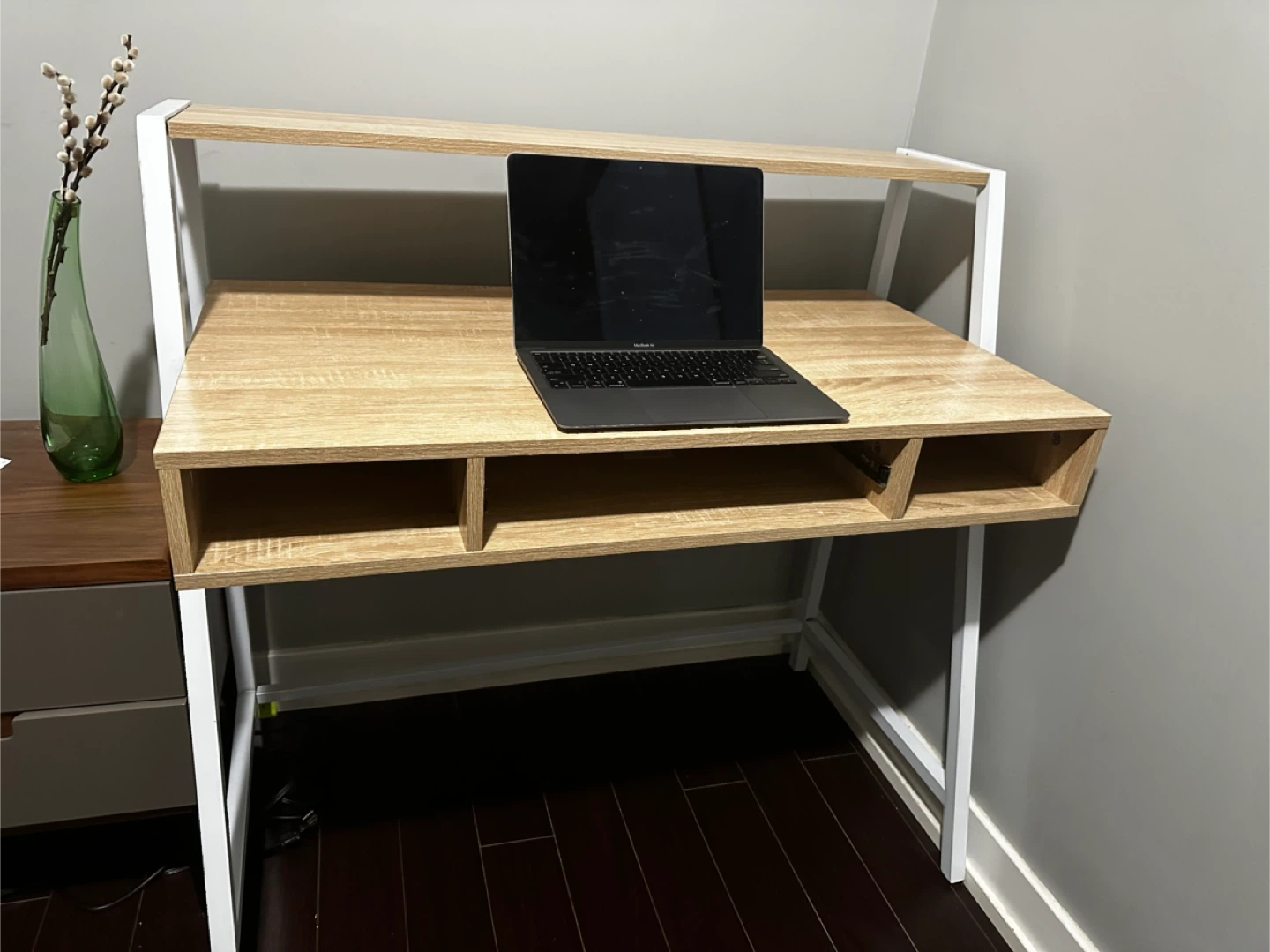 Office desk - photo 4