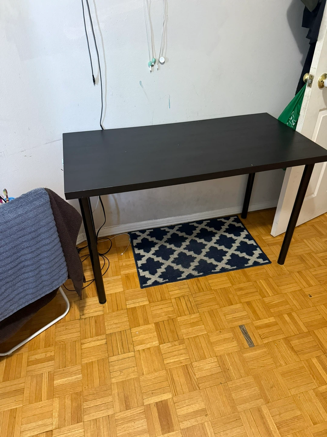 Black Study/Work Desk – Good Condition