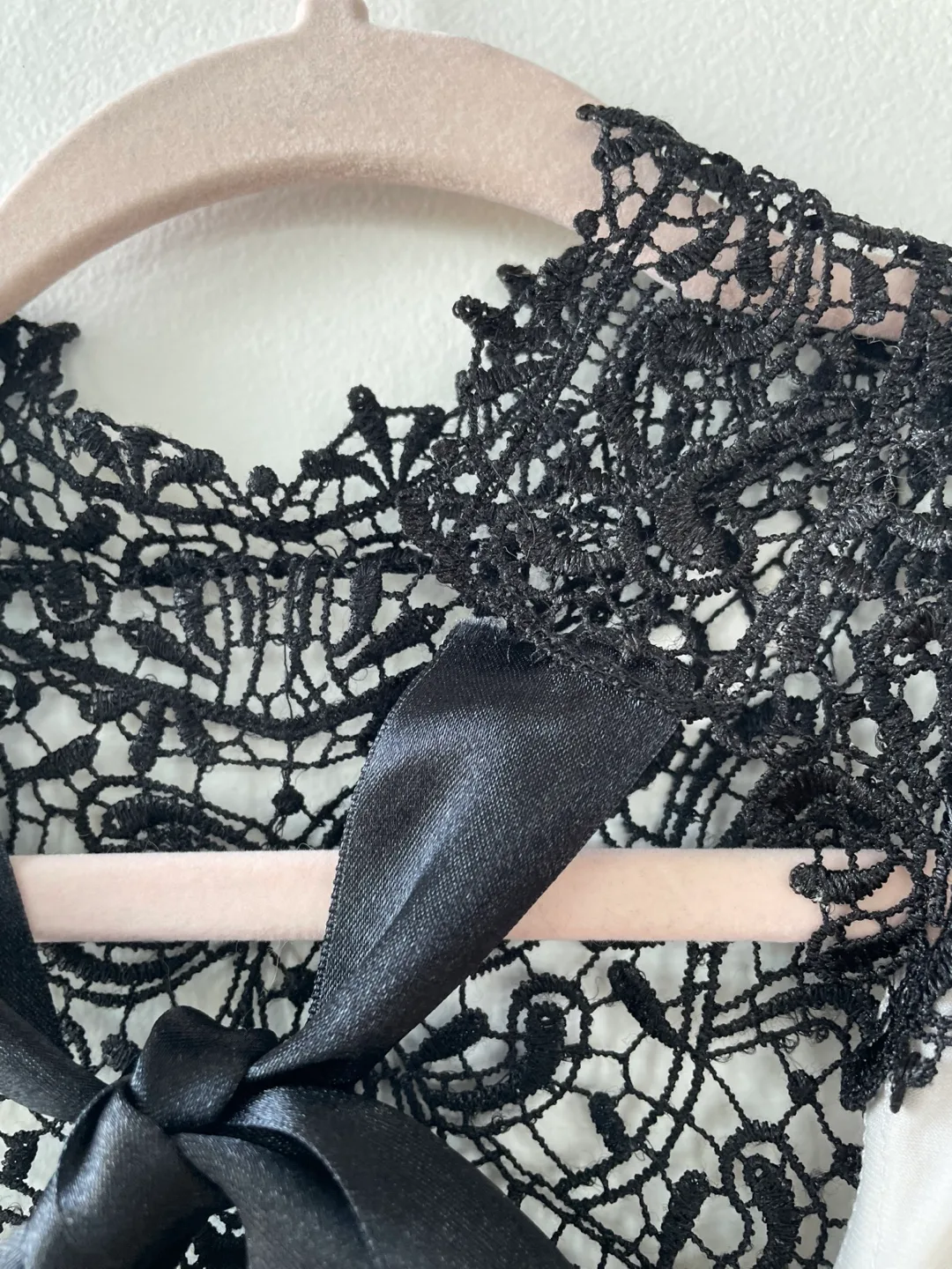 Black & White Lace Romper image indicator(8)