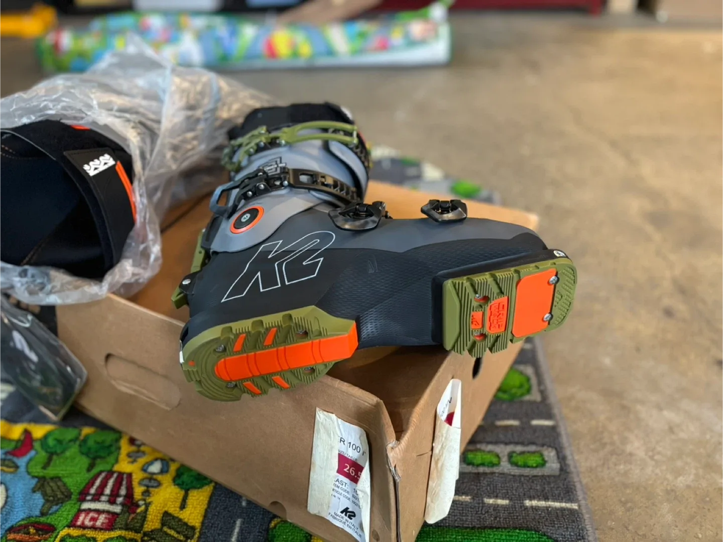 K2 Mindbender 100 Ski Boots - Size 26.5 image indicator(3)