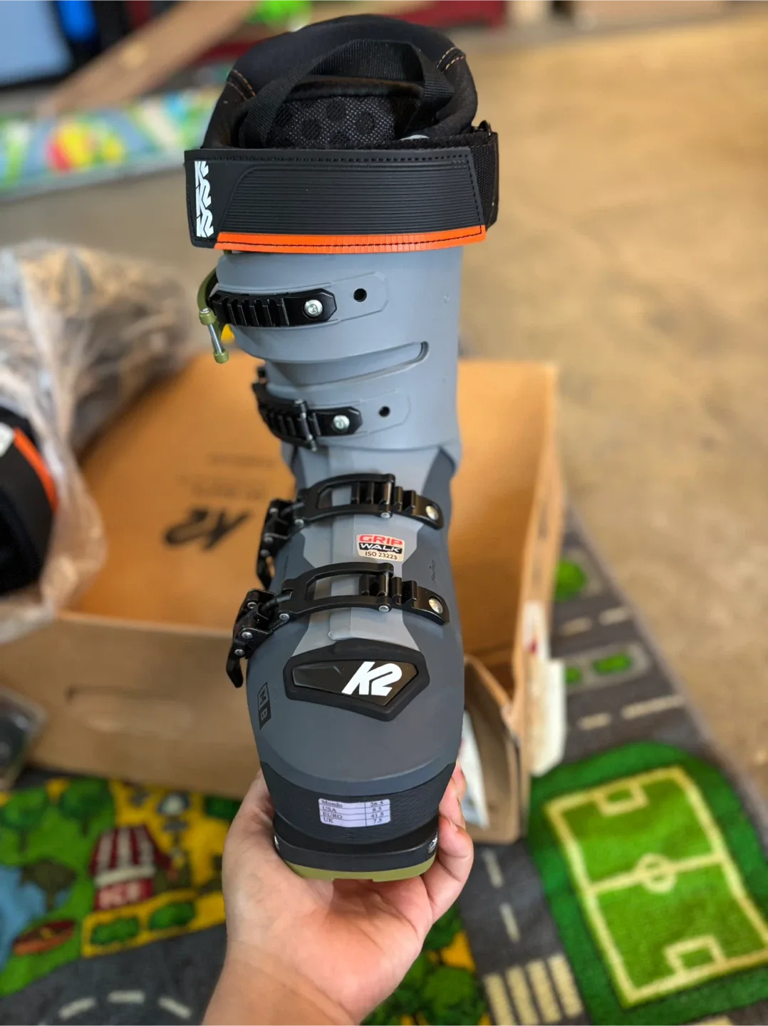 K2 Mindbender 100 Ski Boots - Size 26.5 thumbnail