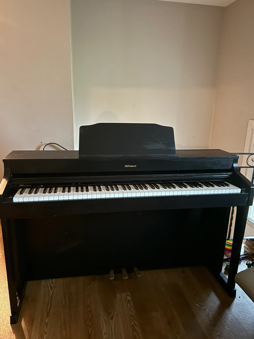Roland Digital Piano - Black -HP 603