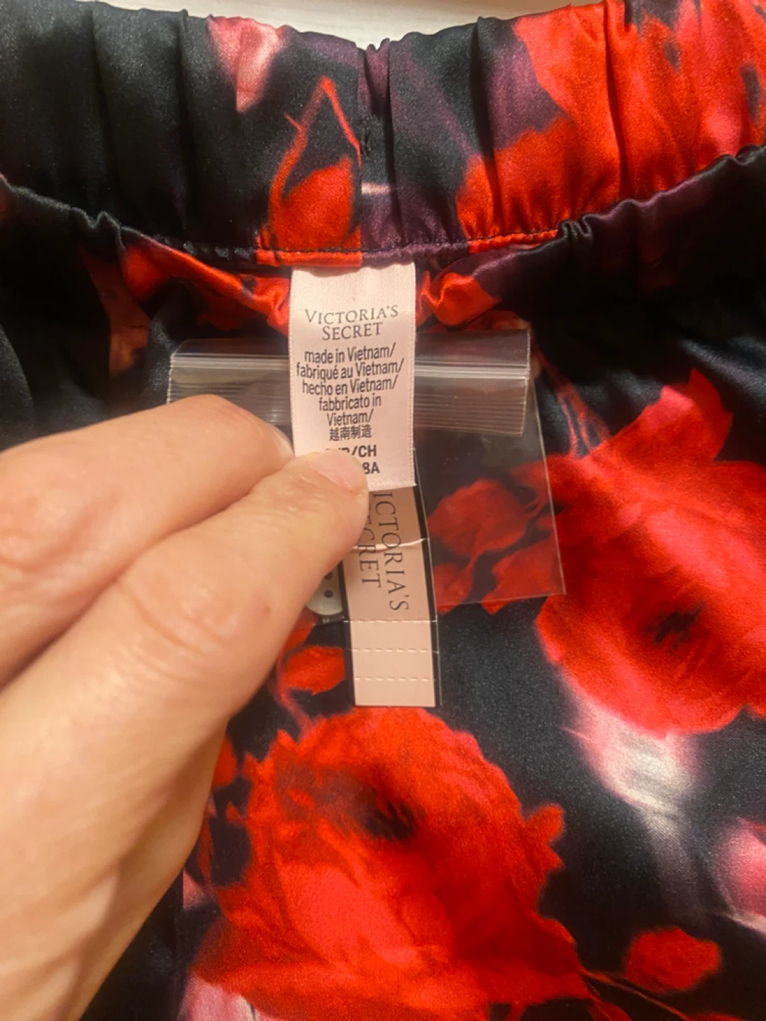 Victoria's Secret Floral Pajama Pants Size S - photo 4