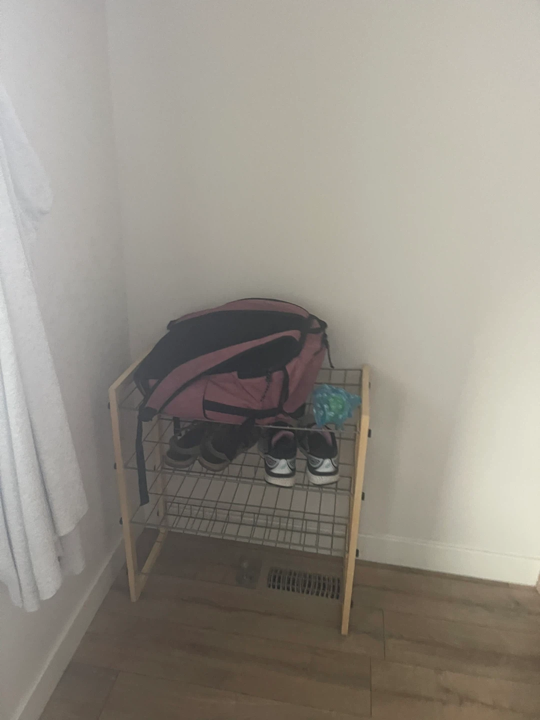 Shoe rack