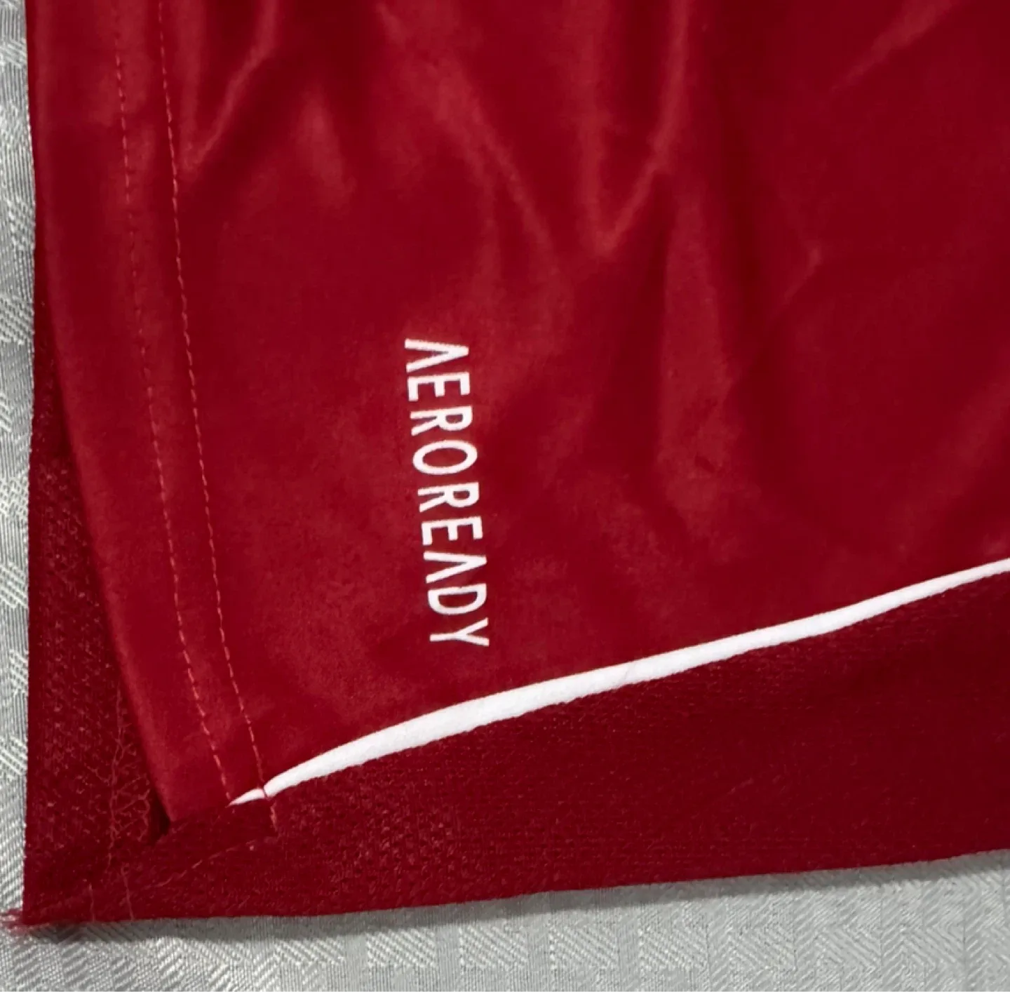 Liverpool M. Salah #11 Soccer Jersey image indicator(5)