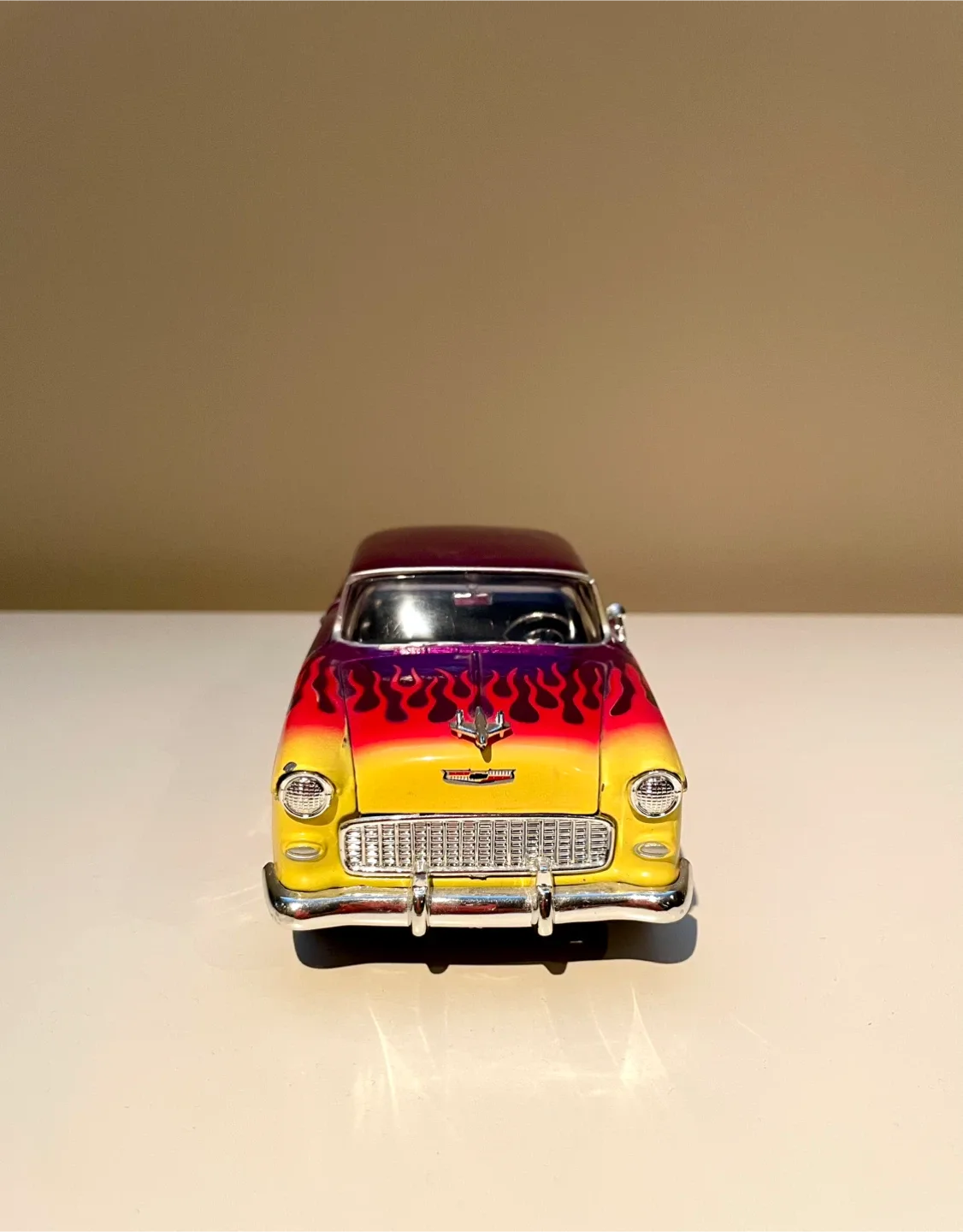 Vintage Chevrolet Bel Air 1955 Street Rod Diecast Model Car 🎁 image indicator(3)
