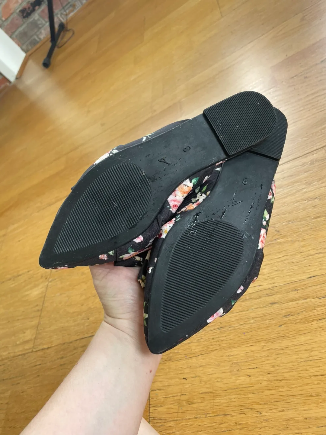 Floral Flats image indicator(3)