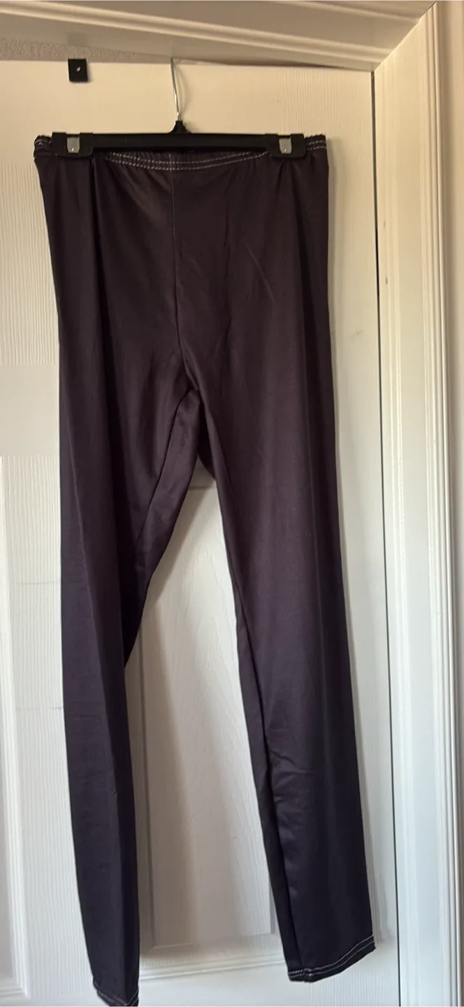 New White & Black Lounge Set..size medium image indicator(3)