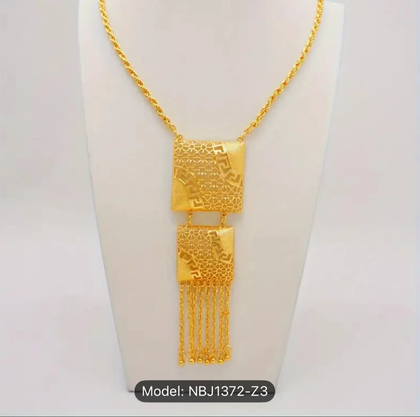 Gold Jewelry Set - Necklace, Bracelet, Earrings, Ring image indicator(3)