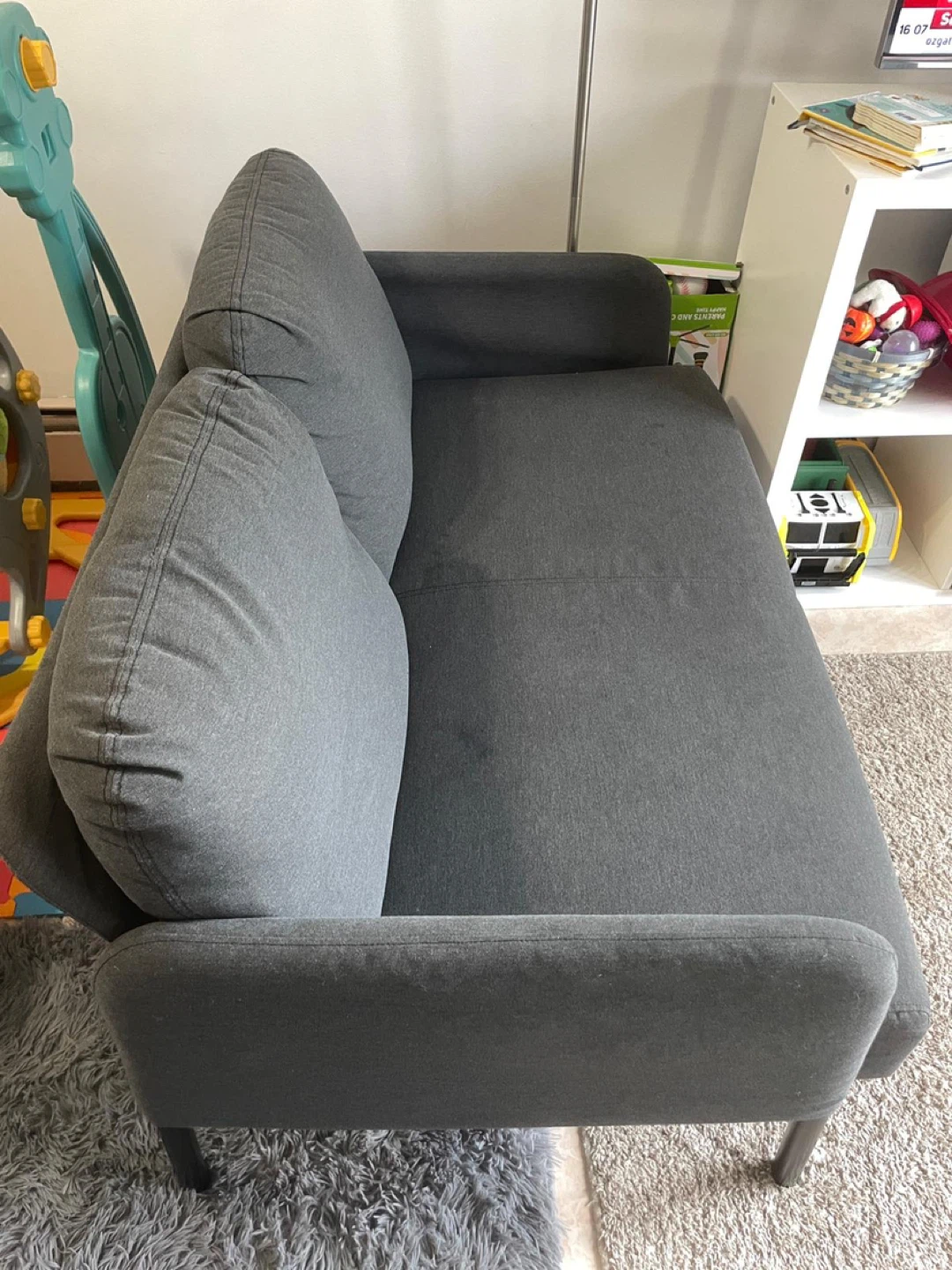 IKEA GLÖSTAD Loveseat, Knisa Dark Gray - photo 2