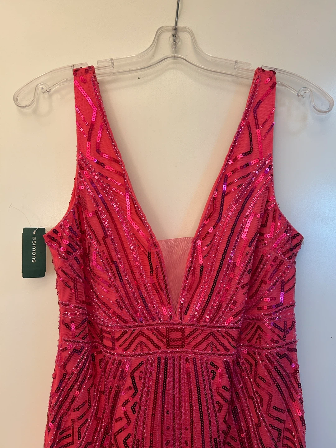 Stunning Fuchsia sequins plunging neckline dress - photo 2