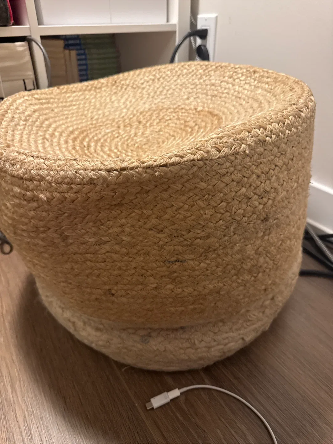 Round Jute Pouf Ottoman image indicator(2)