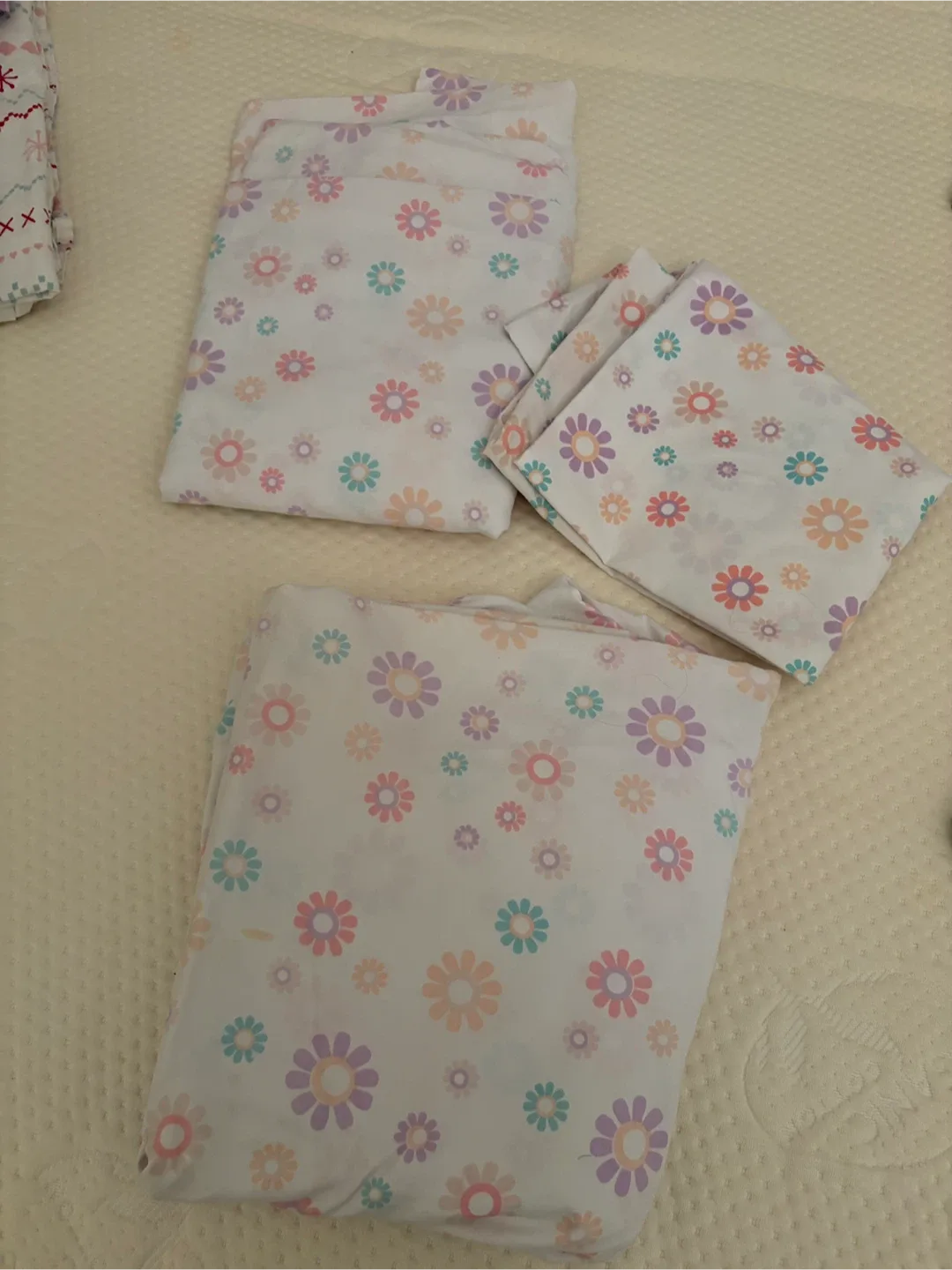 Twin Sheet Set thumbnail