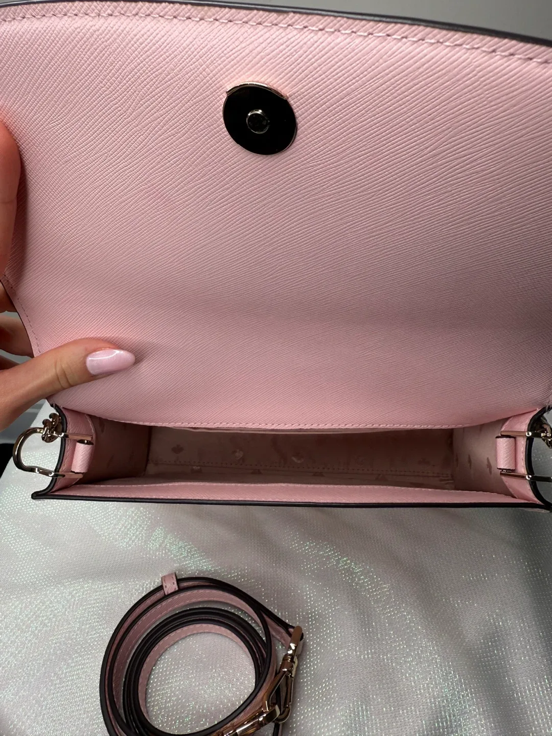 Kate Spade Pink Crossbody Bag image indicator(4)