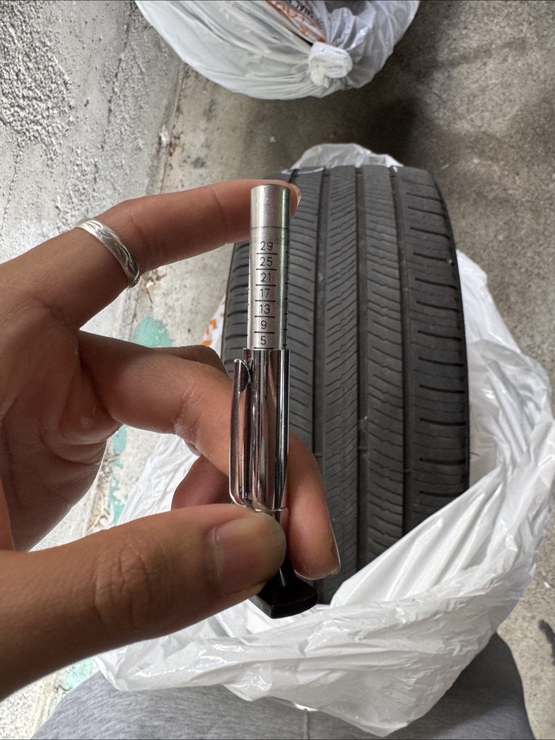 Michelin Primacy MX4 Tires 235/45/18 – 5/32 Tread – Ready to Go - photo 3